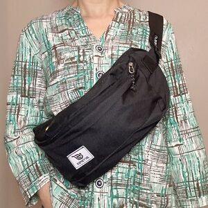 Unisex courier/cross-body Bag